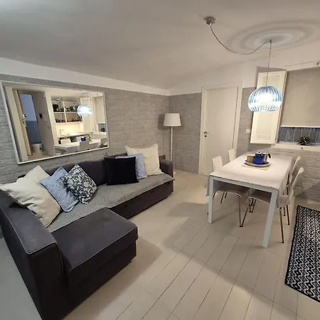 Cattaro 37 Hospitality Srls * باري